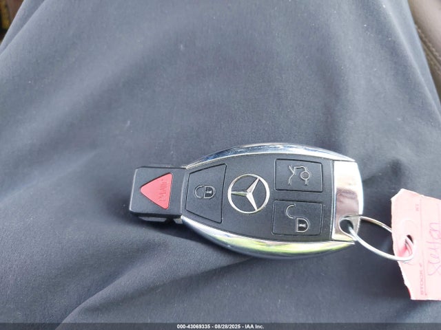 WDC0G4KB6JV015229 Mercedes-Benz m274