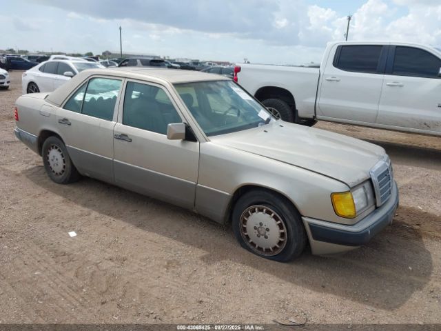 1993 MERCEDES-BENZ 300 WDBEA28E6PC012921