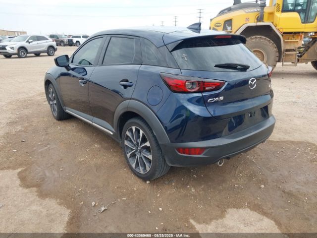 2019 MAZDA CX-3 JM1DKDD77K1442944 Photo 2