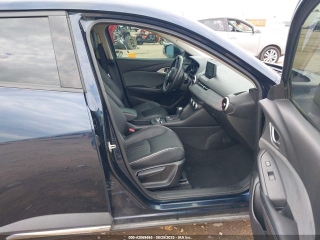 2019 MAZDA CX-3 JM1DKDD77K1442944 Photo 4