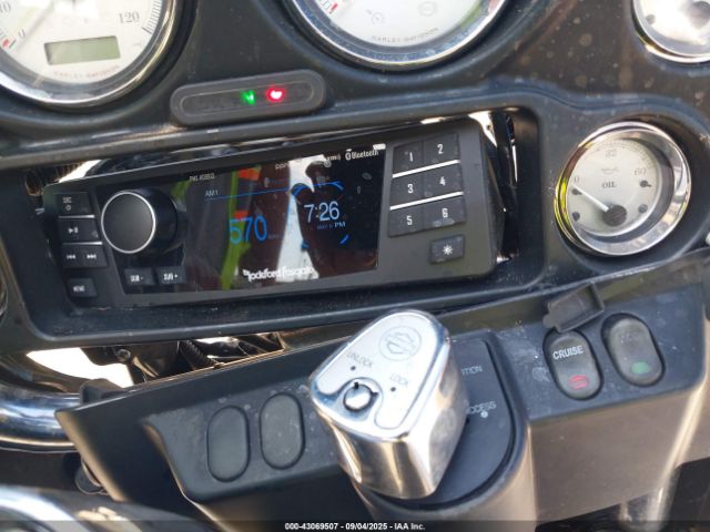 2012 HARLEY-DAVIDSON FLHX 1HD1KBM14CB661373 Photo 6