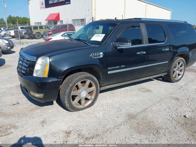 2011 CADILLAC ESCALADE ESV 1GYS3JEF6BR234834 Photo 1