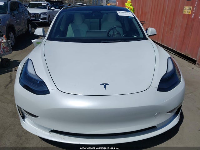 5YJ3E1EA7PF421912 Tesla MODEL 3