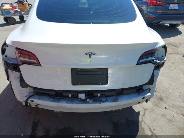 5YJ3E1EA7PF421912 Tesla MODEL 3
