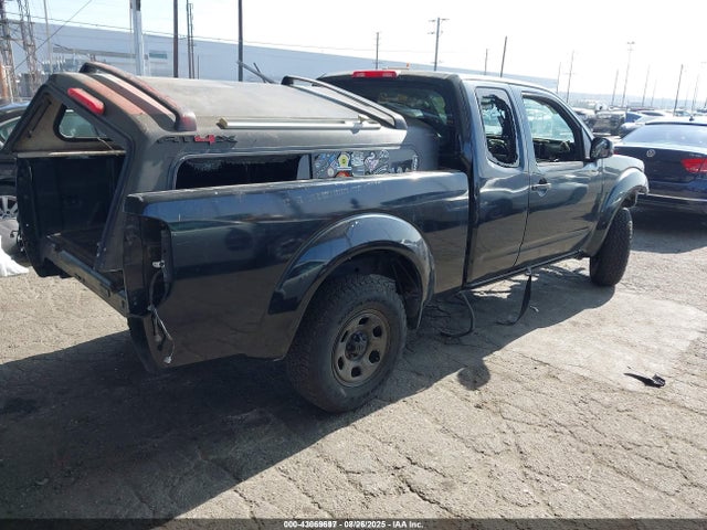 Nissan 2016 2016 1N6BD0CT4GN727414 Image 4