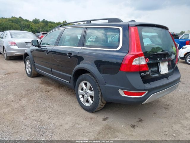 2011 VOLVO XC70 YV4952BZ0B1113148 Photo 2
