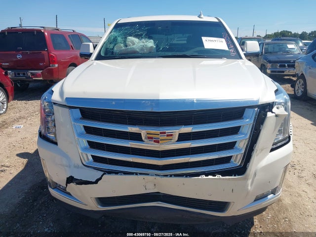 2015 Cadillac Escalade Luxury მანქანა იყიდება აუქციონზე, vin: 1GYS3MKJ8FR540742, აუქციონის ნომერი: 43069750