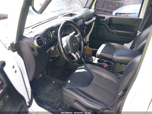 1C4BJWDG2JL868811 Jeep WRANGLER JK