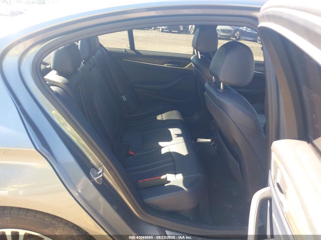 WBAJA5C56JWA37624 BMW 530I
