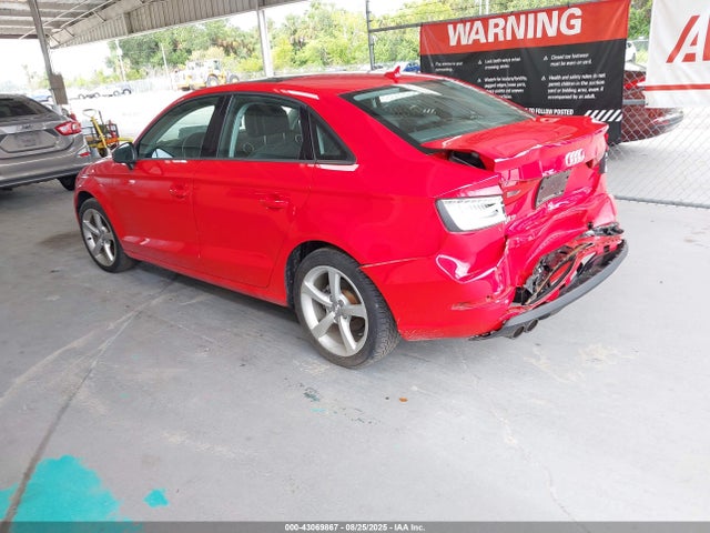 2015 AUDI A3 WAUACGFF1F1089240 Photo 2