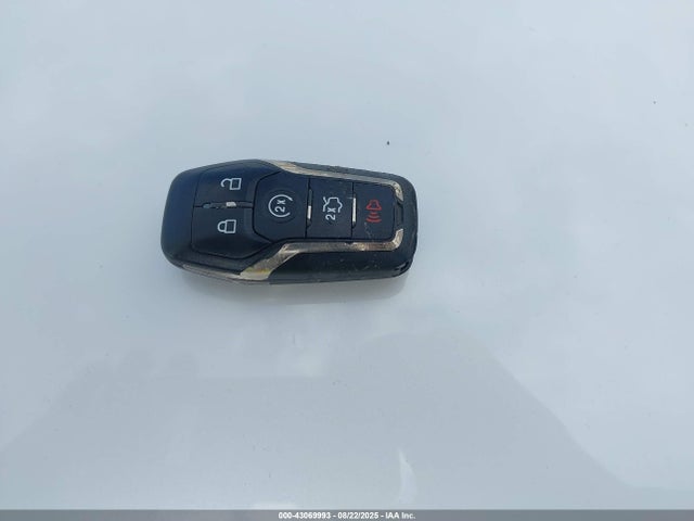 Lincoln 2016 2016 3LN6L2G95GR602254 Image 11