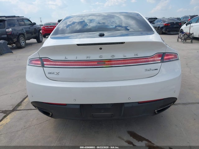 Lincoln 2016 2016 3LN6L2G95GR602254 Image 17