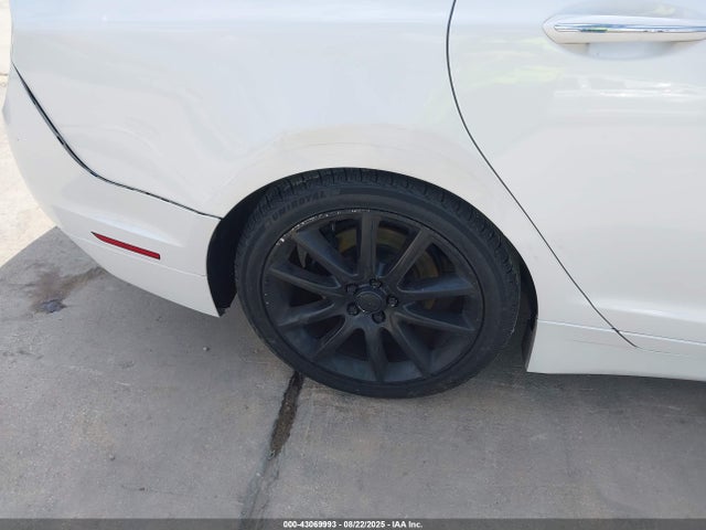 Lincoln 2016 2016 3LN6L2G95GR602254 Image 18