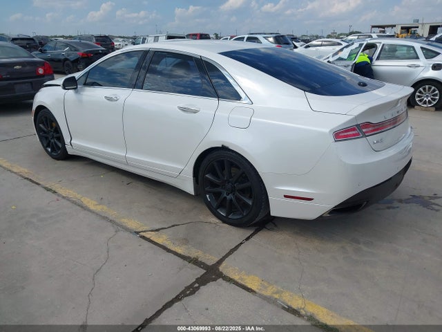 Lincoln 2016 2016 3LN6L2G95GR602254 Image 3