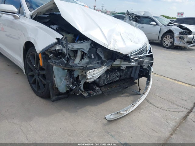 Lincoln 2016 2016 3LN6L2G95GR602254 Image 6