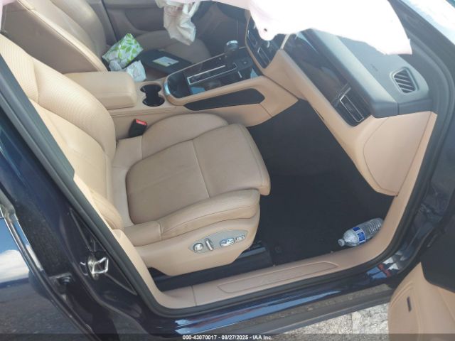2023 PORSCHE MACAN WP1AA2A5XPLB00136 Photo 4