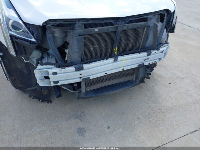 2018 CADILLAC XT5 1GYKNCRS4JZ123453 Photo 5