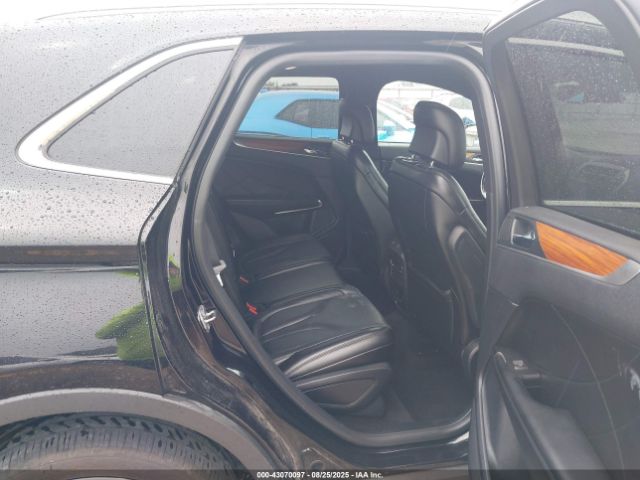 2019 LINCOLN MKC 5LMTJ3DH3KUL18808 Photo 7