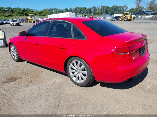 2013 AUDI A4 WAUBFAFLXDN039960 Photo 2