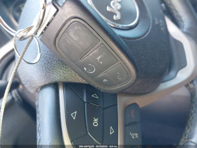 2016 JEEP CHEROKEE 1C4PJMDS3GW175123 Photo 10