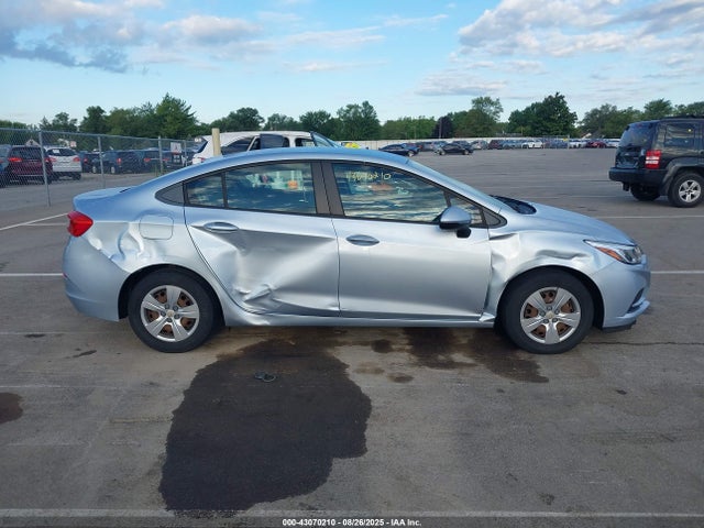 1G1BC5SM5H7129179 Chevrolet le2 -di: direct injection, vvt: variable valve timing, gen, alum