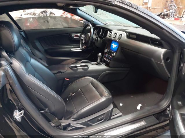2021 FORD MUSTANG 1FATP8UHXM5104291 Photo 4