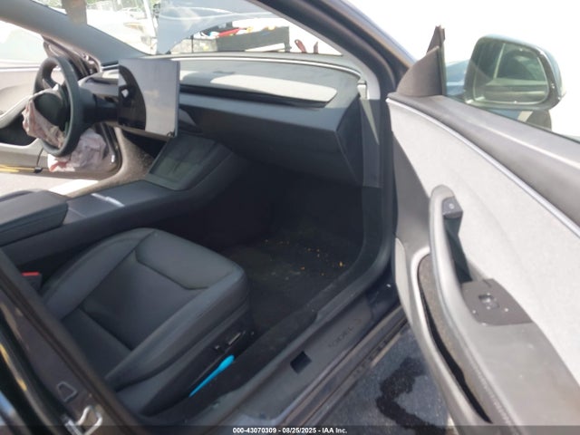 2024 TESLA MODEL 3 5YJ3E1EA4RF742714 Photo 4