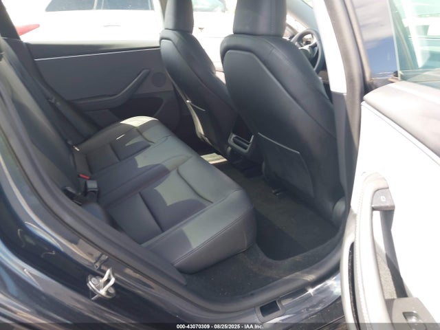 2024 TESLA MODEL 3 5YJ3E1EA4RF742714 Photo 7