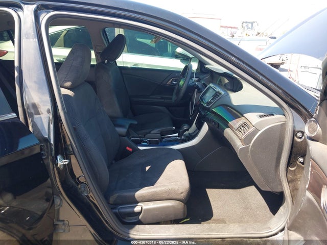 1HGCR2F05HA211952 Honda k24w1