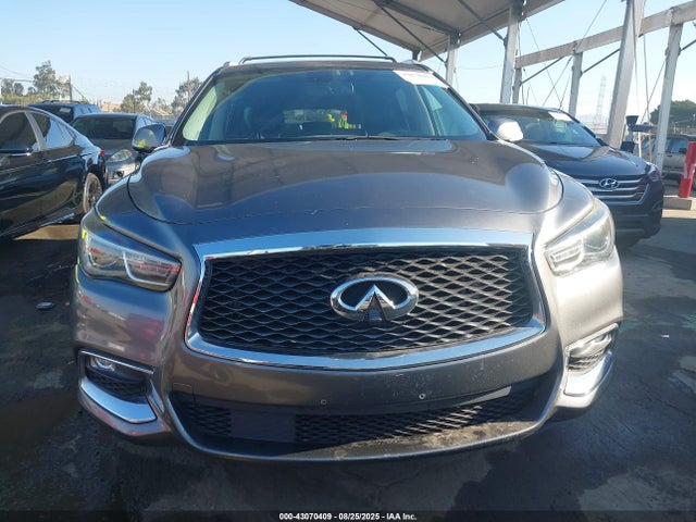 Infiniti 2017 2017 5N1DL0MN7HC520636 Image 12