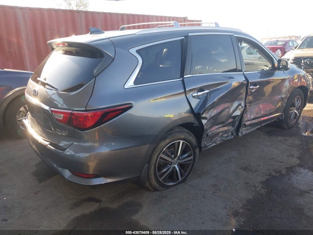 Infiniti 2017 2017 5N1DL0MN7HC520636 Image 4