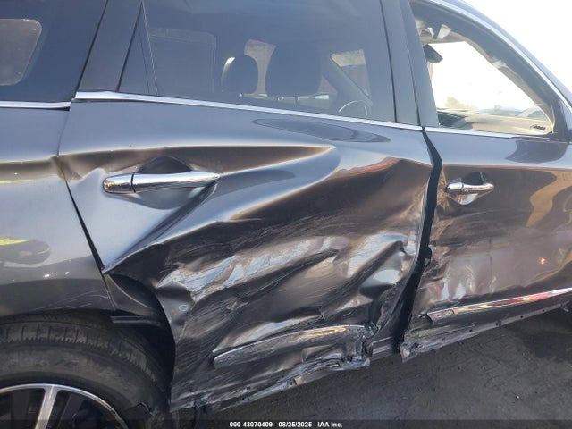 Infiniti 2017 2017 5N1DL0MN7HC520636 Image 6