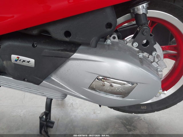 ZAPMD18G0S5101637 Vespa Euro5 Engine Md12m