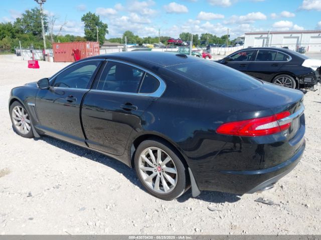 2012 JAGUAR XF SAJWA0FB9CLS52401 Photo 2