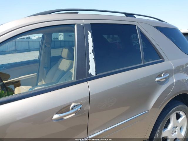 2008 MERCEDES-BENZ ML 550 4JGBB72E58A313020 Photo 5