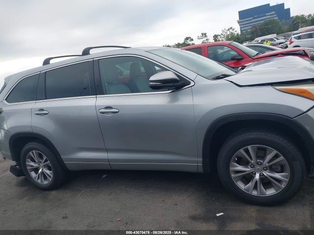 Toyota 2gr-fe 2015 5TDZKRFH7FS061547 Image 13