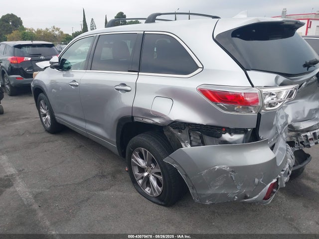 Toyota 2gr-fe 2015 5TDZKRFH7FS061547 Image 3