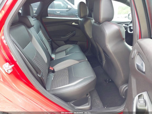 1FADP3L96FL324737 Ford 2015