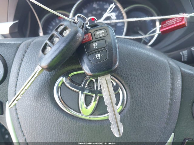 5YFBURHEXFP265878 Toyota 2zr-fe