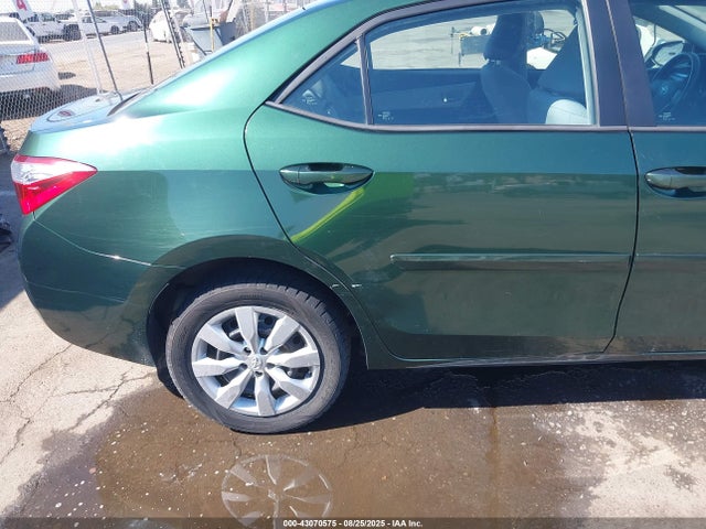5YFBURHEXFP265878 Toyota 2zr-fe