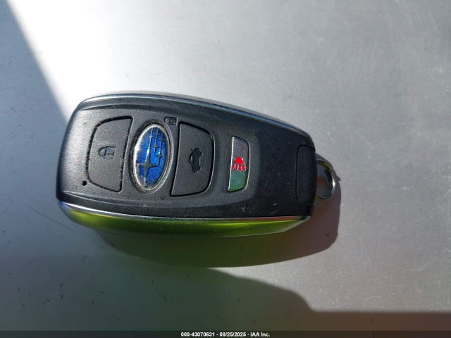 4S4GUHN60R3703569 Subaru na