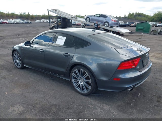 2014 AUDI A7 WAU2GAFC8EN108286 Photo 2