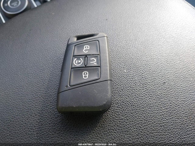 Volkswagen fsi 2022 1V2KR2CA3NC547315 Image 11