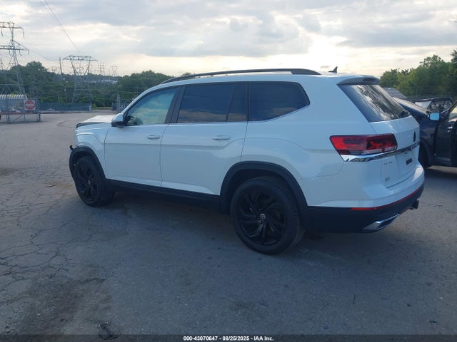 Volkswagen fsi 2022 1V2KR2CA3NC547315 Image 3