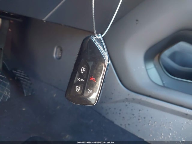 43070678 :رقم المزاد ، 1V2HR2CA8RC531434 vin ، 2024 Volkswagen Atlas 2.0t Se W/technology مزاد بيع