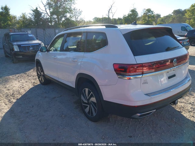 43070678 :رقم المزاد ، 1V2HR2CA8RC531434 vin ، 2024 Volkswagen Atlas 2.0t Se W/technology مزاد بيع