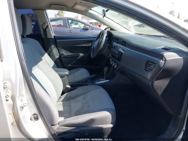 5YFBURHE8FP285899 Toyota 2zr-fe