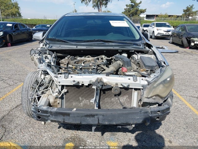 5YFBURHE8FP285899 Toyota 2zr-fe