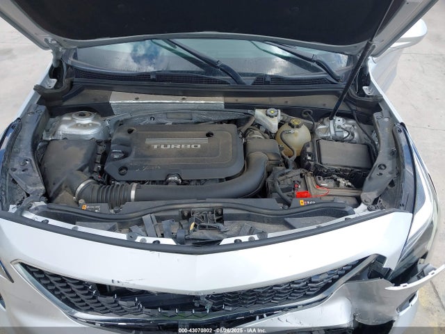 2019 CADILLAC XT4 1GYFZER48KF177733 Photo 9