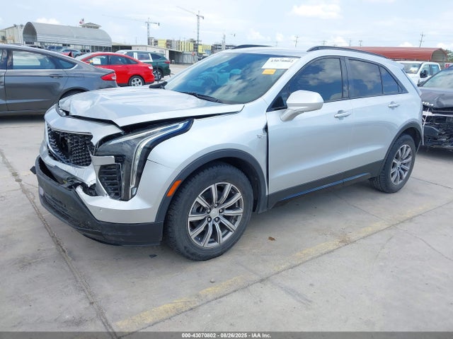 2019 CADILLAC XT4 1GYFZER48KF177733 Photo 1